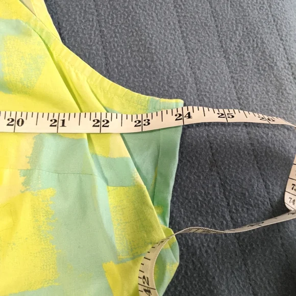 Lane Bryant Asymmetrical Sleeveless Top - Picture 5 of 8